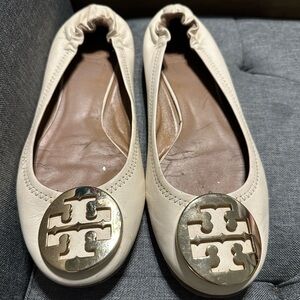 Tory Burch cream flats size 38.5